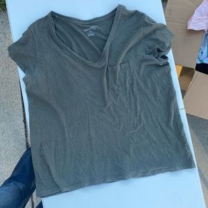 Universal thread shirt
